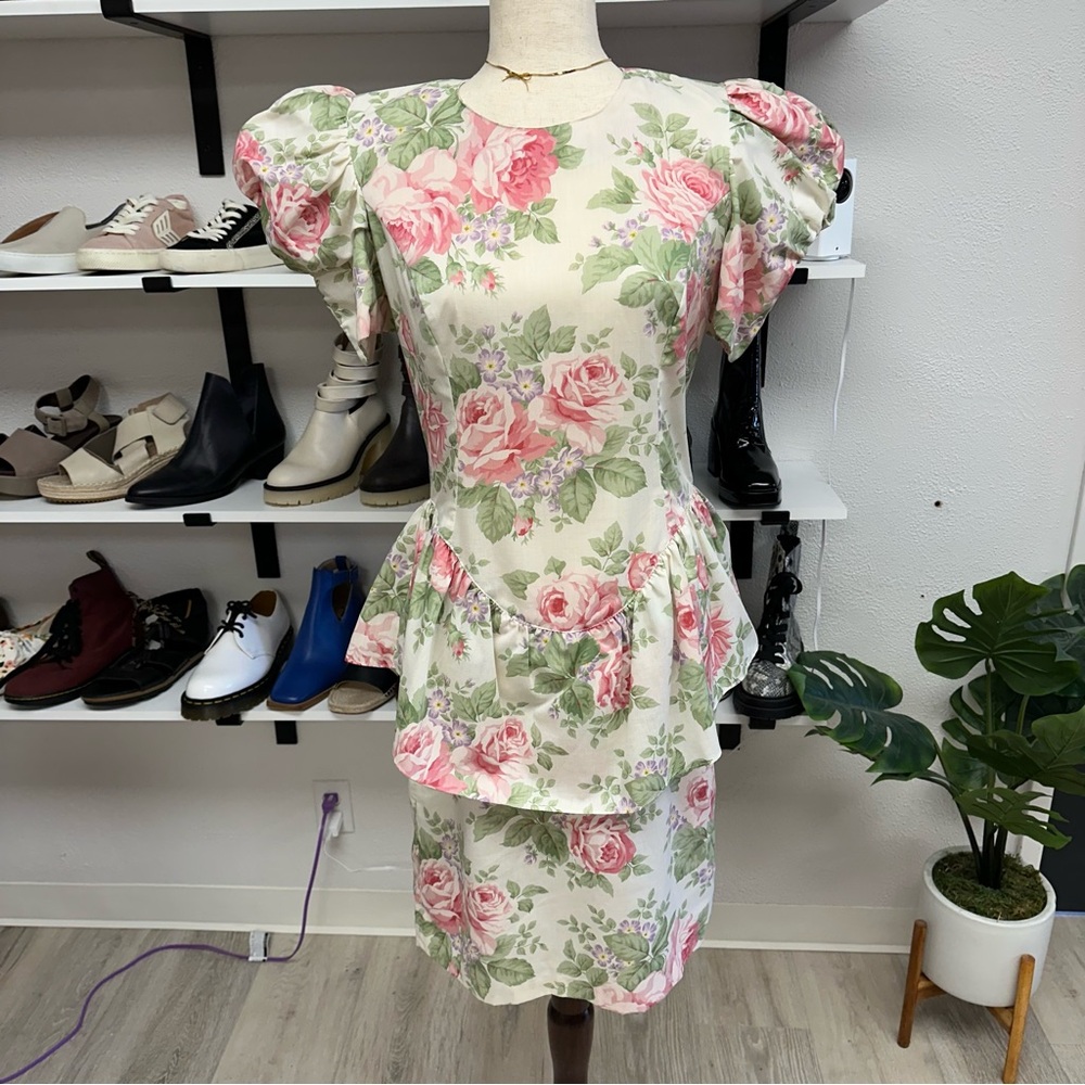 Vintage N’things Cottagecore floral dress